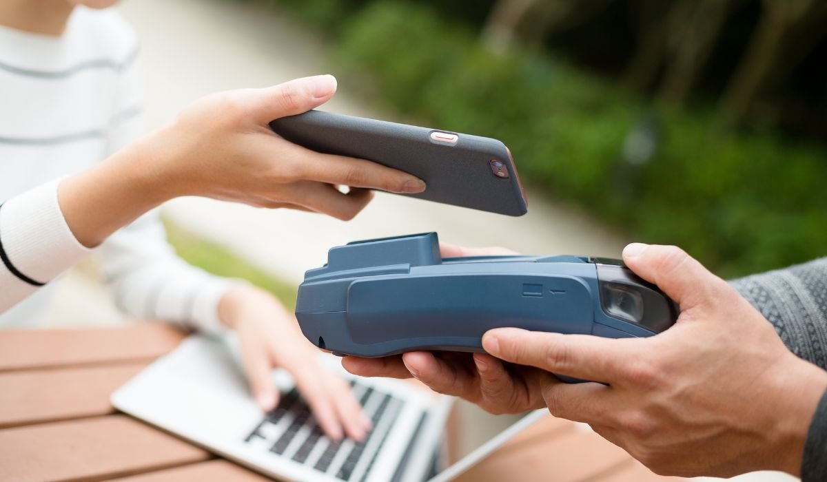 Does Old Navy Take Apple Pay